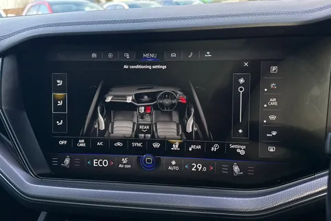 MT23VHX Volkswagen Touareg 3.0 V6 TSI PHEV 4Motion R 5dr Tip Auto, TOW BAR, DYNAUDIO, MASSAGE SEATS Thumbnail #21