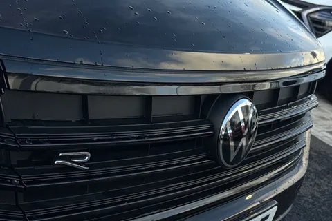 MT23VHX Volkswagen Touareg 3.0 V6 TSI PHEV 4Motion R 5dr Tip Auto, TOW BAR, DYNAUDIO, MASSAGE SEATS Thumbnail #29