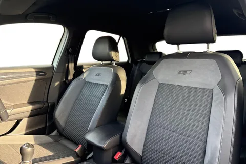 DC68DAA Volkswagen T-Roc 1.5 TSI EVO R-Line 5dr | Electric Boot | Rear Camera Thumbnail #16