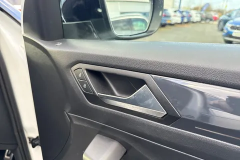 DC68DAA Volkswagen T-Roc 1.5 TSI EVO R-Line 5dr | Electric Boot | Rear Camera Thumbnail #21