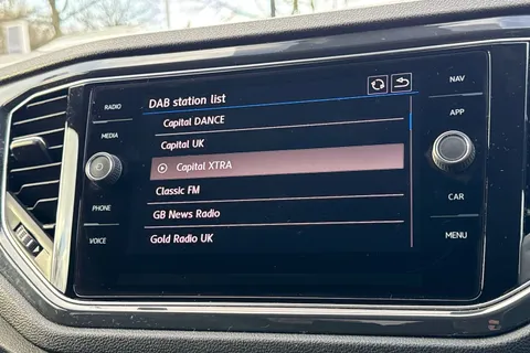 DC68DAA Volkswagen T-Roc 1.5 TSI EVO R-Line 5dr | Electric Boot | Rear Camera Thumbnail #28