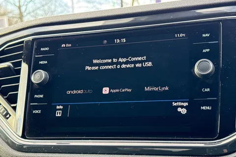 DC68DAA Volkswagen T-Roc 1.5 TSI EVO R-Line 5dr | Electric Boot | Rear Camera Thumbnail #29