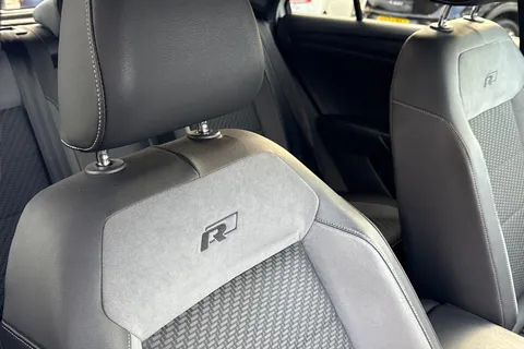 DC68DAA Volkswagen T-Roc 1.5 TSI EVO R-Line 5dr | Electric Boot | Rear Camera Thumbnail #36