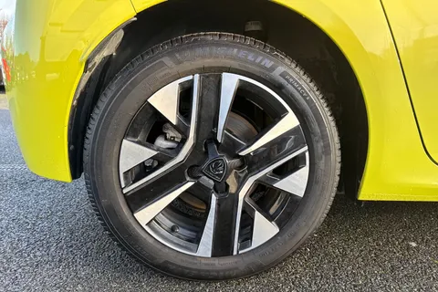 YS24BVY PEUGEOT e-208 50kWh E-Style Auto 5dr (7.4kW Charger) Thumbnail #10