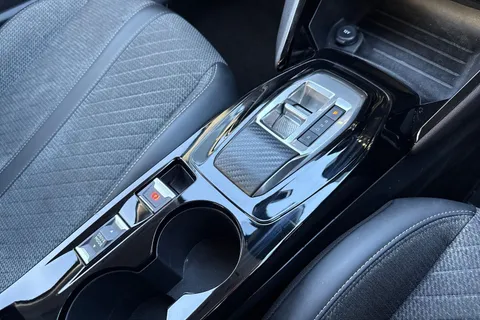 YS24BVY PEUGEOT e-208 50kWh E-Style Auto 5dr (7.4kW Charger) Thumbnail #22