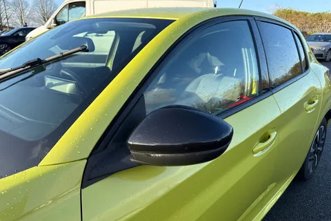 YS24BVY PEUGEOT e-208 50kWh E-Style Auto 5dr (7.4kW Charger) Thumbnail #28