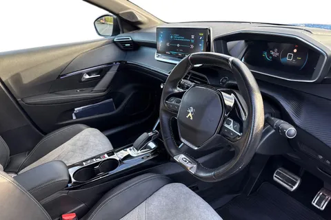 KV20HGM PEUGEOT e-208 50kWh GT Auto 5dr Thumbnail #13