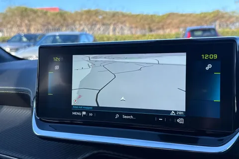 AE21ZHF PEUGEOT e-208 50kWh GT Premium Auto 5dr Thumbnail #16