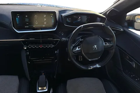 AE21ZHF PEUGEOT e-208 50kWh GT Premium Auto 5dr Thumbnail #17