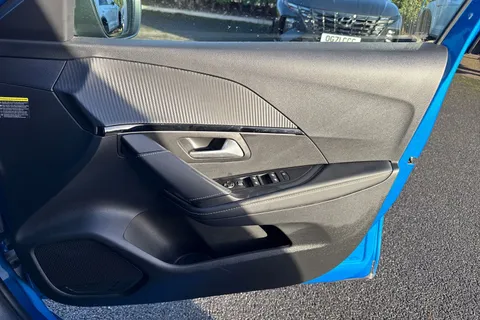 AE21ZHF PEUGEOT e-208 50kWh GT Premium Auto 5dr Thumbnail #20