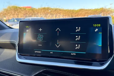 AE21ZHF PEUGEOT e-208 50kWh GT Premium Auto 5dr Thumbnail #21