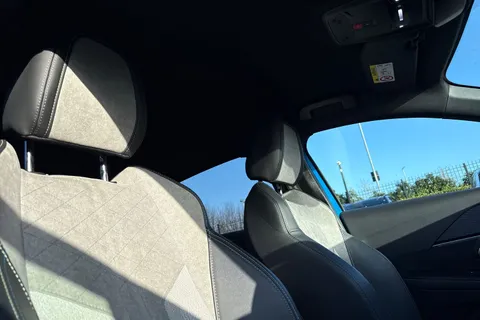 AE21ZHF PEUGEOT e-208 50kWh GT Premium Auto 5dr Thumbnail #23