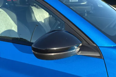 AE21ZHF PEUGEOT e-208 50kWh GT Premium Auto 5dr Thumbnail #27