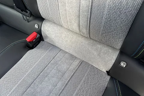 KV20HGM PEUGEOT e-208 50kWh GT Auto 5dr Thumbnail #31