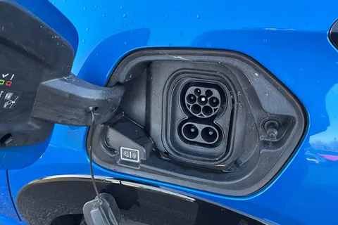 AE21ZHF PEUGEOT e-208 50kWh GT Premium Auto 5dr Thumbnail #29