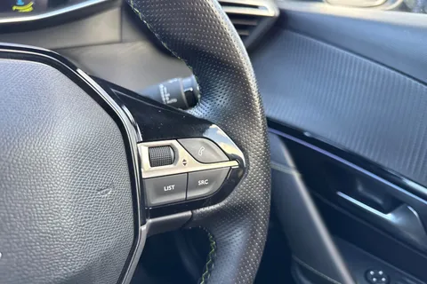 KV20HGM PEUGEOT e-208 50kWh GT Auto 5dr Thumbnail #38