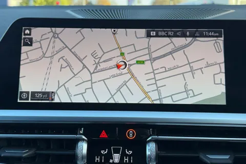 YJ21SNC BMW 3 Series 2.0 318i M Sport Auto Euro 6 (s/s) 4dr Thumbnail #47