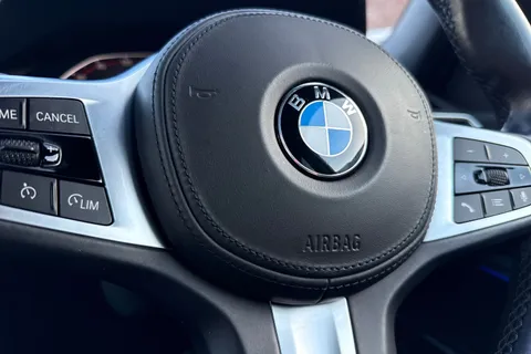 YJ21SNC BMW 3 Series 2.0 318i M Sport Auto Euro 6 (s/s) 4dr Thumbnail #49