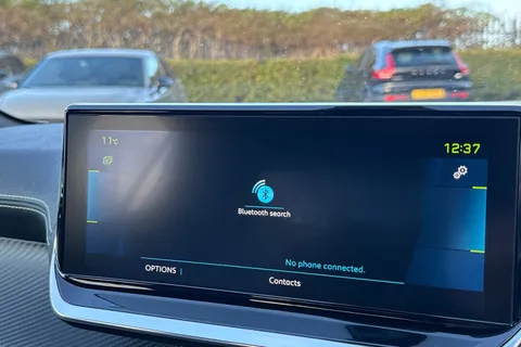 KV20HGM PEUGEOT e-208 50kWh GT Auto 5dr Thumbnail #47