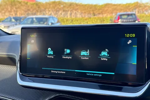 AE21ZHF PEUGEOT e-208 50kWh GT Premium Auto 5dr Thumbnail #50