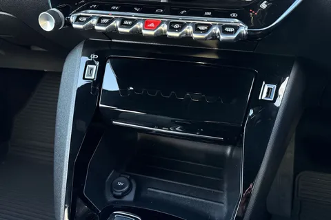 KV20HGM PEUGEOT e-208 50kWh GT Auto 5dr Thumbnail #57