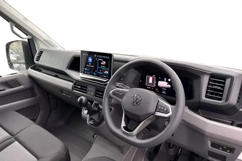 CX75JXJ Volkswagen Crafter 2.0 TDI CR30 Commerce FWD MWB High Roof Euro 6 (s/s) 5dr Thumbnail #14