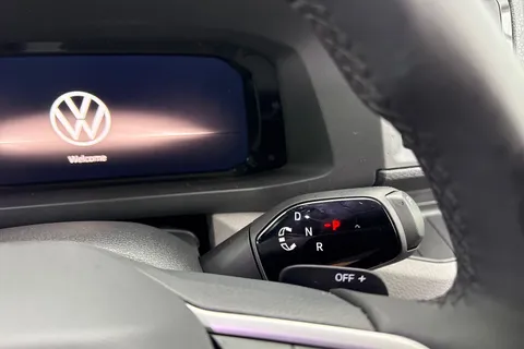 CX75JXW Volkswagen Crafter 2.0 TDI CR35 Commerce Plus Auto FWD MWB High Roof Euro 6 (s/s) 5dr Thumbnail #23