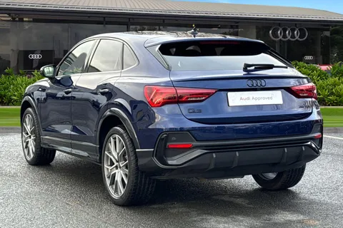 KT25YHS Audi Q3 Black Edition 35 TDI  150 PS S tronic Thumbnail #3