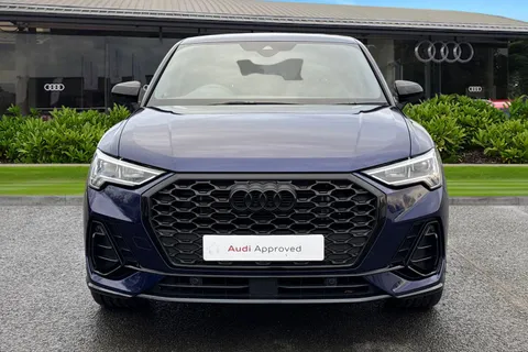 KT25YHS Audi Q3 Black Edition 35 TDI  150 PS S tronic Thumbnail #6