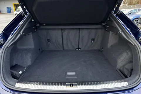 KT25YHS Audi Q3 Black Edition 35 TDI  150 PS S tronic Thumbnail #7