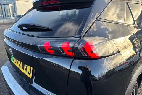 SD72WXJ PEUGEOT e-2008 50kWh GT Auto 5dr (7kW Charger) Thumbnail #7