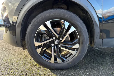 SD72WXJ PEUGEOT e-2008 50kWh GT Auto 5dr (7kW Charger) Thumbnail #12