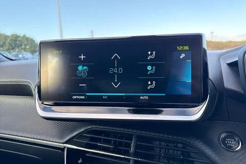 SD72WXJ PEUGEOT e-2008 50kWh GT Auto 5dr (7kW Charger) Thumbnail #21