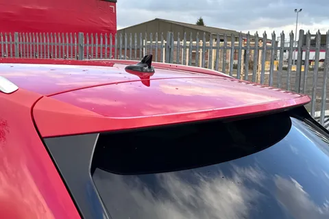 YG19OMP Audi Q3 1.5 TFSI CoD 35 S line S Tronic Euro 6 (s/s) 5dr Thumbnail #26