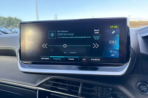 SD72WXJ PEUGEOT e-2008 50kWh GT Auto 5dr (7kW Charger) Thumbnail #45