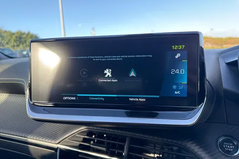 SD72WXJ PEUGEOT e-2008 50kWh GT Auto 5dr (7kW Charger) Thumbnail #49