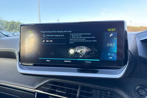 SD72WXJ PEUGEOT e-2008 50kWh GT Auto 5dr (7kW Charger) Thumbnail #53