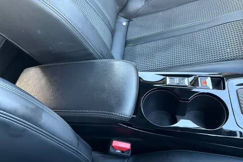 SD72WXJ PEUGEOT e-2008 50kWh GT Auto 5dr (7kW Charger) Thumbnail #59