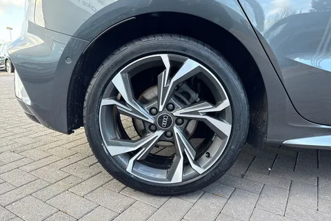 ML25OMU Audi A3 S line 30 TFSI 116 PS S tronic Thumbnail #12