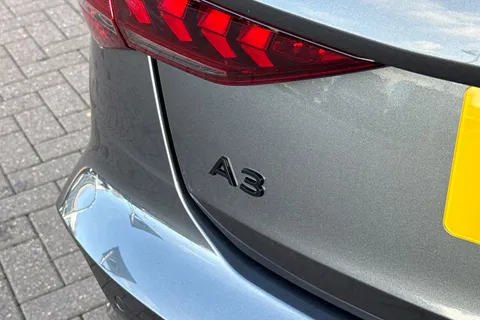 ML25OMU Audi A3 S line 30 TFSI 116 PS S tronic Thumbnail #27