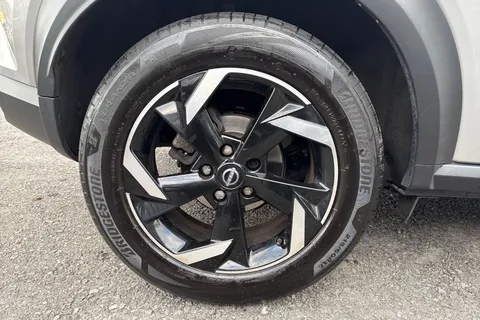 MM23WTG Nissan Juke 1.0 DIG-T N-Connecta DCT Auto Euro 6 (s/s) 5dr Thumbnail #12