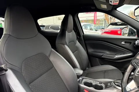 MM23WTG Nissan Juke 1.0 DIG-T N-Connecta DCT Auto Euro 6 (s/s) 5dr Thumbnail #24