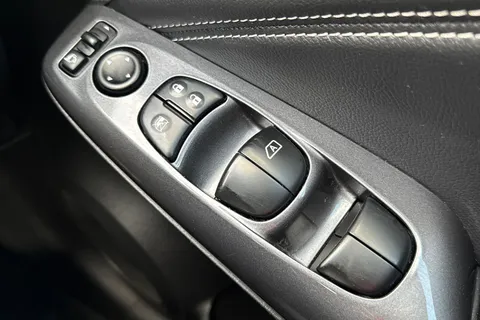 MM23WTG Nissan Juke 1.0 DIG-T N-Connecta DCT Auto Euro 6 (s/s) 5dr Thumbnail #37