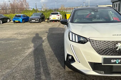 YR72WRC PEUGEOT e-2008 50kWh GT Auto 5dr (7kW Charger) Thumbnail #24