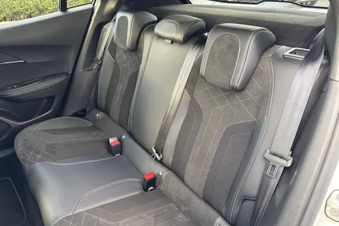 CE22LDU PEUGEOT e-2008 50kWh GT Premium Auto 5dr Thumbnail #14