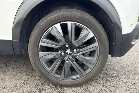 CE22LDU PEUGEOT e-2008 50kWh GT Premium Auto 5dr Thumbnail #23