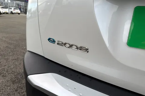 CE22LDU PEUGEOT e-2008 50kWh GT Premium Auto 5dr Thumbnail #34