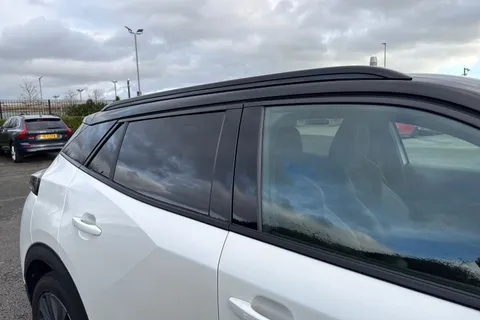 CE22LDU PEUGEOT e-2008 50kWh GT Premium Auto 5dr Thumbnail #37