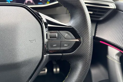 CE22LDU PEUGEOT e-2008 50kWh GT Premium Auto 5dr Thumbnail #41