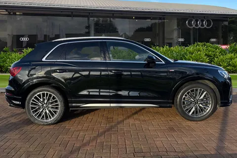 BV22SWF Audi Q3 S line 40 TFSI quattro 190 PS S tronic Thumbnail #4